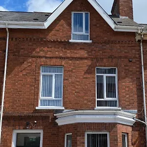  Homestay Roskeen Townhouse United Kingdom